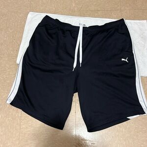 Sports shorts